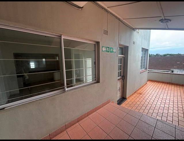 3 BEDROOM PROPERTY TO RENT IN BLUFF